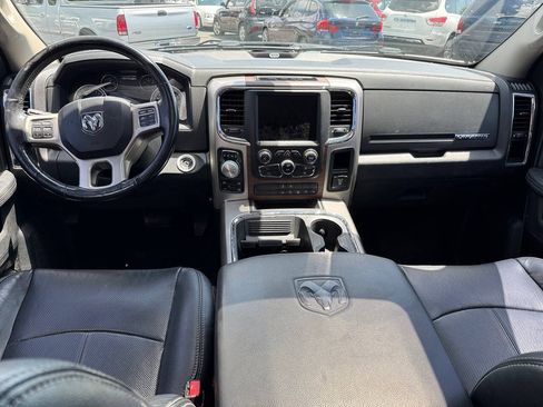 Used 2018 RAM 1500 Laramie AWD/4WD image 16