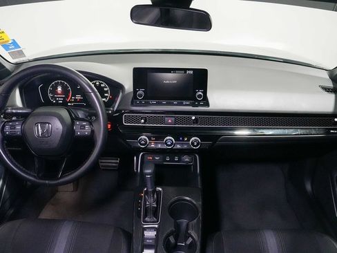 Used 2025 Honda Civic Sport image 19