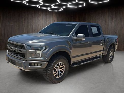 Used 2018 Ford F150 Raptor w/ Equipment Group 802A Luxury AWD/4WD image 3