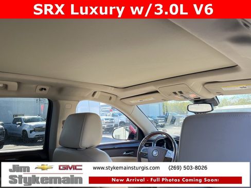 Used 2010 Cadillac SRX Luxury image 14