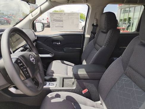 New 2026 Nissan Frontier SV AWD/4WD image 11