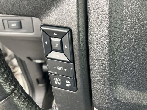 Used 2014 Ford F150 XLT w/ Equipment Group 302A Luxury AWD/4WD image 17