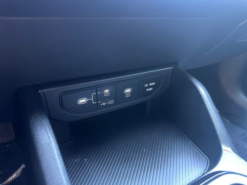 Used 2025 Kia K4 FWD image 26