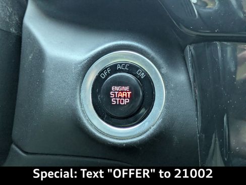 Used 2016 Kia K900 Luxury image 33