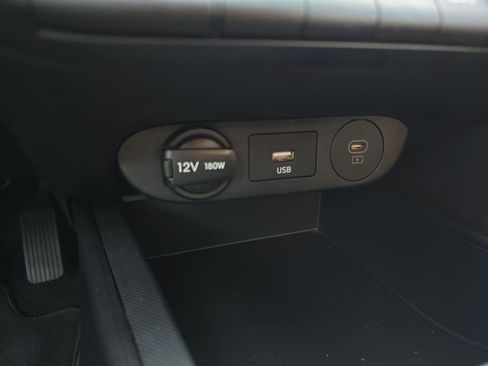 Certified 2025 Hyundai Elantra Blue image 22