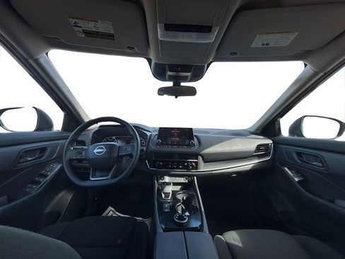 Certified 2025 Nissan Rogue S AWD/4WD image 17