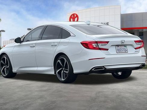 Used 2019 Honda Accord Sport image 6