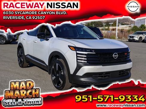 New 2026 Nissan Kicks SR image 1