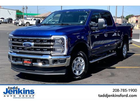 New 2026 Ford F250 XLT w/ XLT Premium Package AWD/4WD image 1