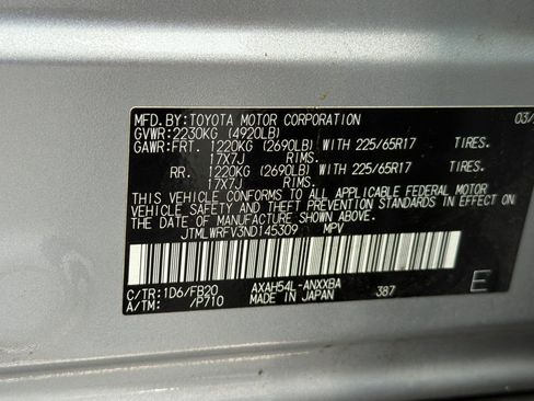 Used 2022 Toyota RAV4 LE AWD/4WD image 27