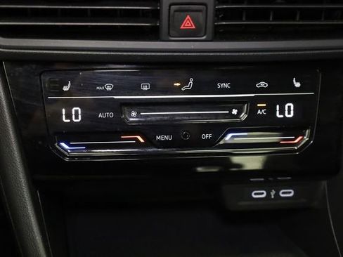 Used 2025 Volkswagen Jetta Sport FWD image 22