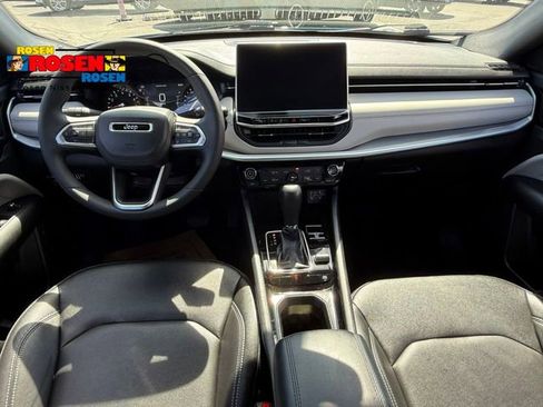 Used 2025 Jeep Compass Limited AWD/4WD image 7