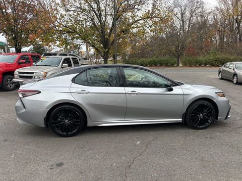 Used 2021 Toyota Camry XSE FWD image 7