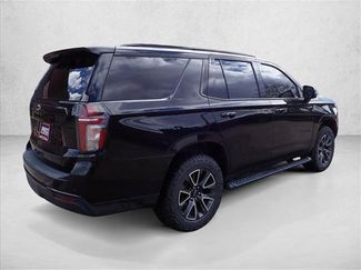 Used 2023 Chevrolet Tahoe Z71 w/ Luxury Package AWD/4WD video 3