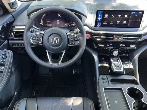 Used 2026 Acura MDX w/ Technology Package FWD image 12