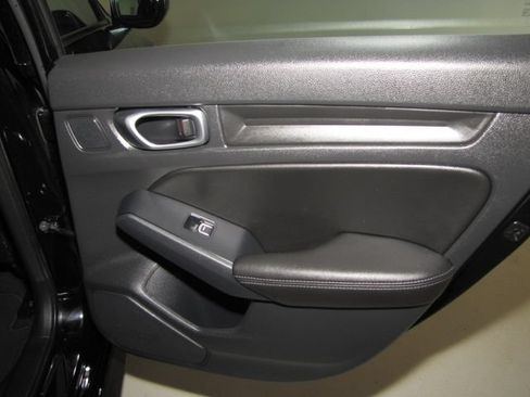Certified 2023 Honda Civic EX-L image 19