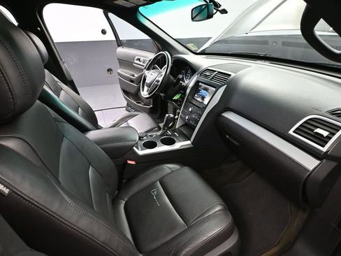 Used 2013 Ford Explorer XLT image 52
