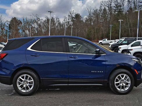 Used 2023 Chevrolet Equinox LT image 7