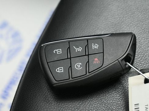 Used 2025 Chevrolet Tahoe LT image 31