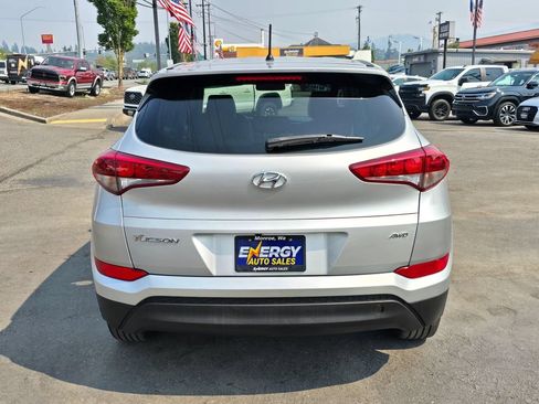 Used 2018 Hyundai Tucson SE w/ Cargo Package AWD/4WD image 6