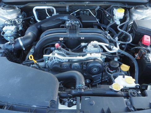 Used 2018 Subaru Outback 2.5i Limited image 26