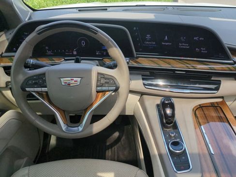 Used 2021 Cadillac Escalade Sport Platinum image 15