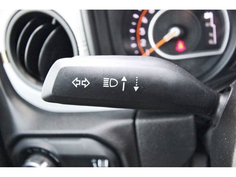 Used 2024 Jeep Wrangler Unlimited Sport AWD/4WD image 17