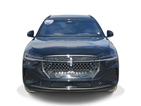 Certified 2024 Lincoln Nautilus Reserve w/ Equipment Group 203A image 2