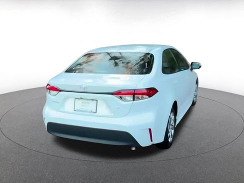 Used 2025 Toyota Corolla LE image 14