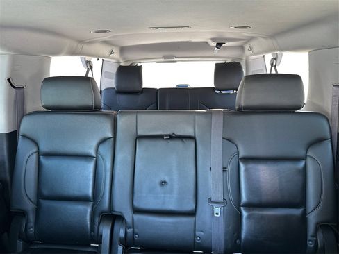 Used 2016 Chevrolet Suburban LT image 13