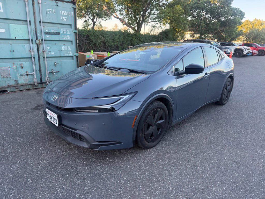Used 2024 Toyota Prius LE FWD image 1