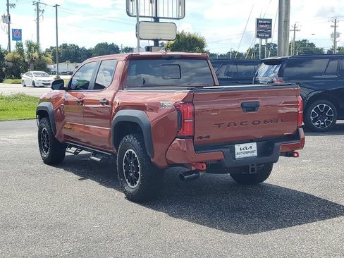 Used 2025 Toyota Tacoma TRD Off-Road w/ TRD Off Road Premium Package AWD/4WD image 3