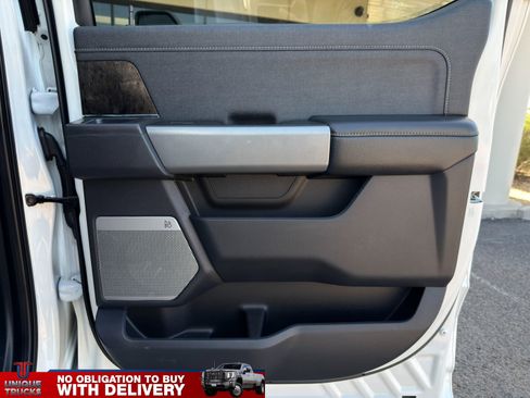 Used 2024 Ford F350 Lariat w/ Lariat Ultimate Package image 24