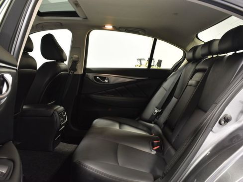 Used 2017 INFINITI Q50 2.0t w/ Moonroof Package image 26