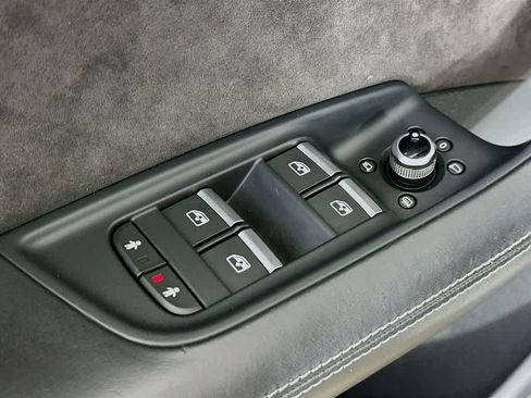 Used 2021 Audi SQ7 Premium Plus w/ Executive Package image 30