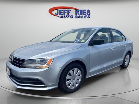 Used 2016 Volkswagen Jetta S FWD image 1