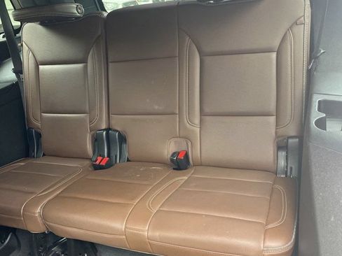 Used 2021 Chevrolet Tahoe High Country AWD/4WD image 14