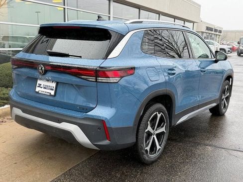 New 2026 Volkswagen Tiguan SE image 3