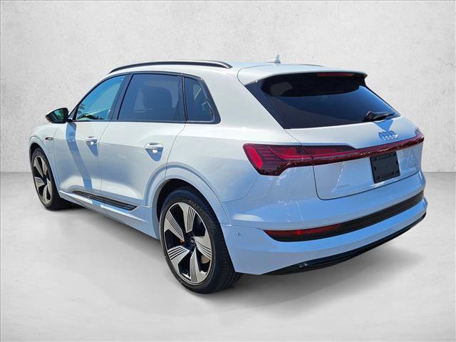 Used 2023 Audi e-tron Premium Plus w/ Premium Plus Package AWD/4WD image 8