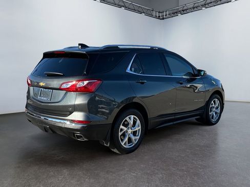 Used 2019 Chevrolet Equinox LT image 3