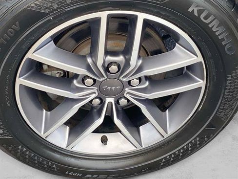 Certified 2021 Jeep Grand Cherokee Limited image 30