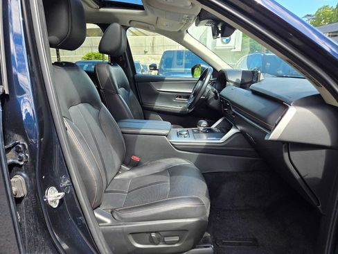 Used 2025 MAZDA CX-90 3.3 Turbo w/ Preferred Package AWD/4WD image 11