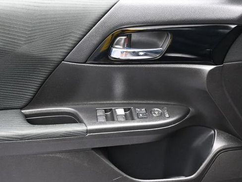 Used 2016 Honda Accord LX image 7