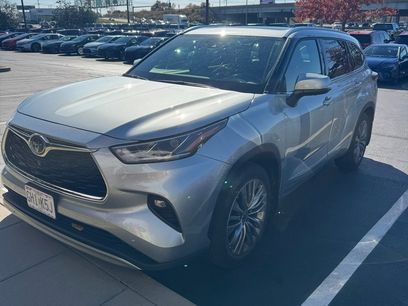 Used 2021 Toyota Highlander Platinum