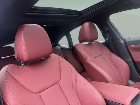 Used 2023 BMW i4 eDrive35 image 24