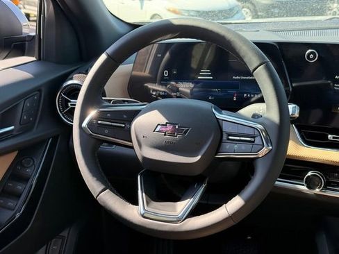 New 2026 Chevrolet Equinox ACTIV w/ Convenience Package III AWD/4WD image 8