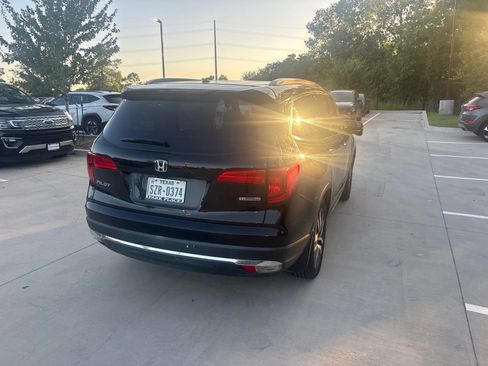 Used 2016 Honda Pilot Touring image 8