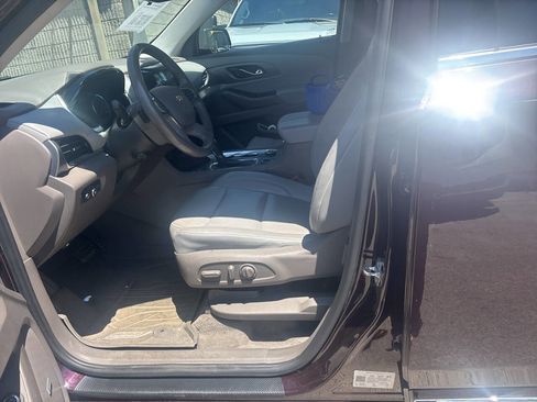 Used 2019 Chevrolet Traverse Premier AWD/4WD image 7