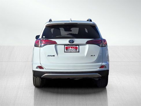 Used 2018 Toyota RAV4 XLE w/ Plus Extra Value Package image 5