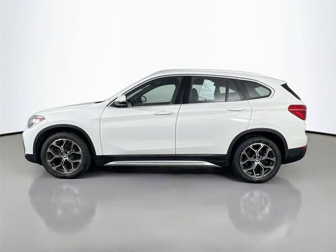 Used 2021 BMW X1 xDrive28i w/ Convenience Package AWD/4WD image 3